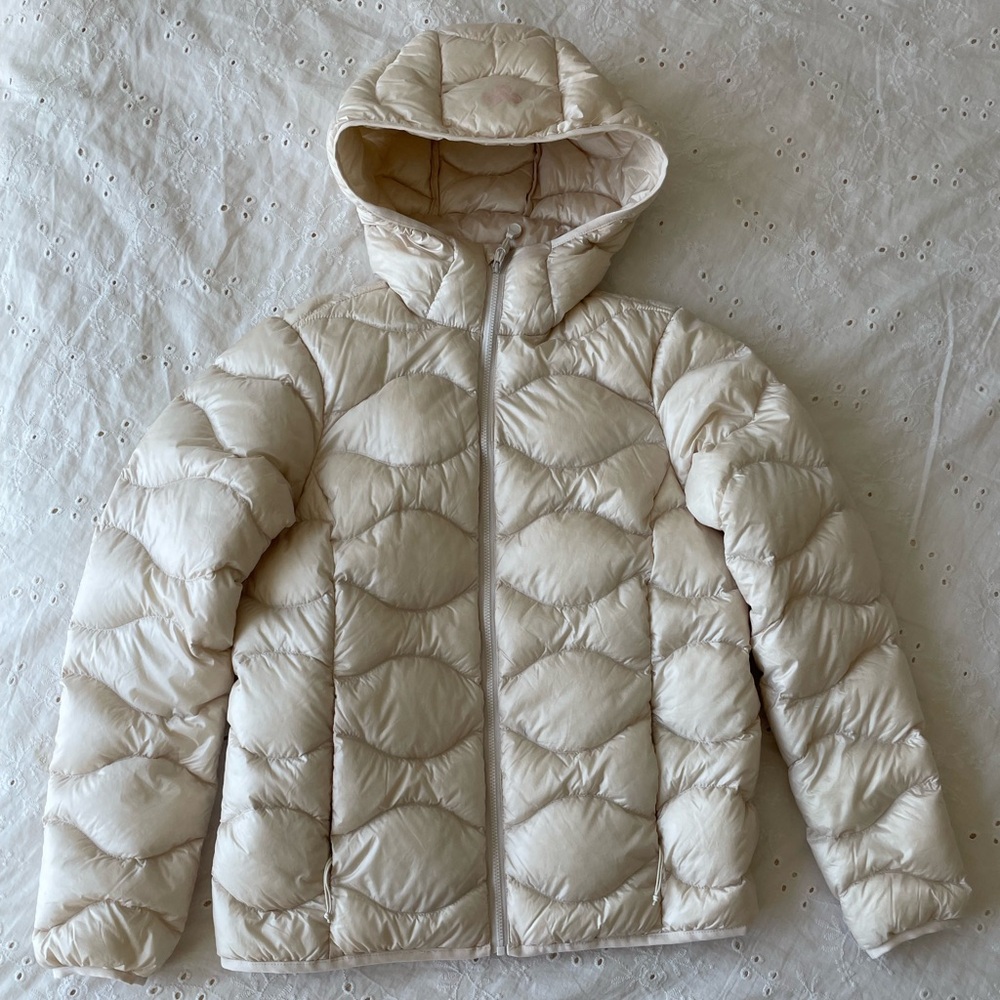 Cream little puff tna puffer jacket